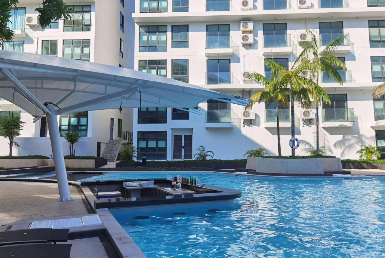Wyndham La Vita Rawai Phuket Exterior photo