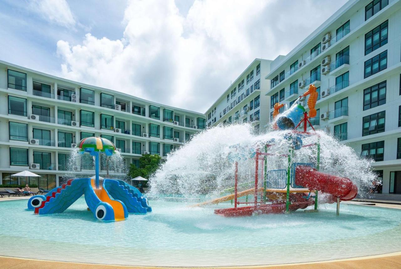 Wyndham La Vita Rawai Phuket Exterior photo