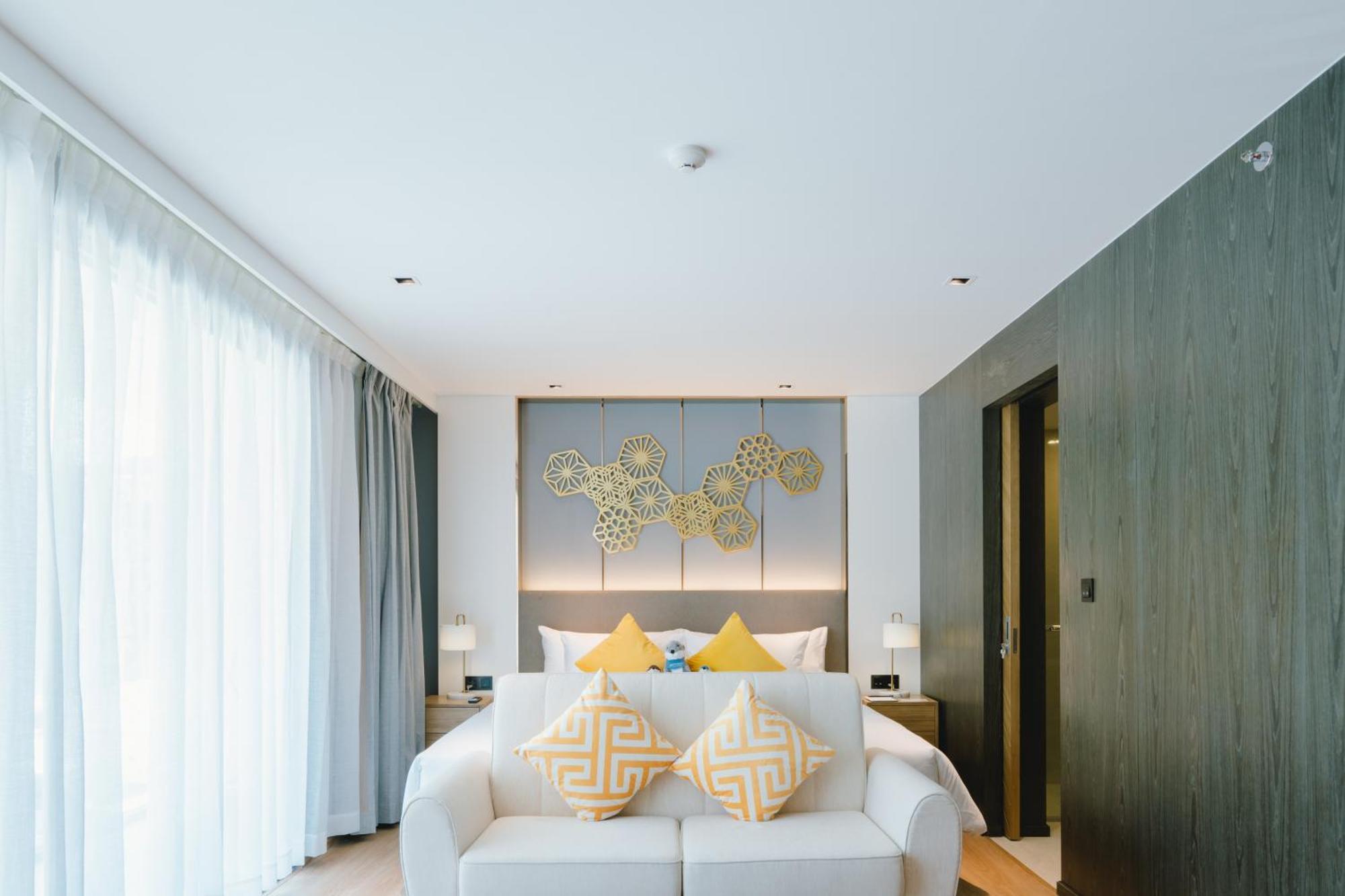 Wyndham La Vita Rawai Phuket Exterior photo