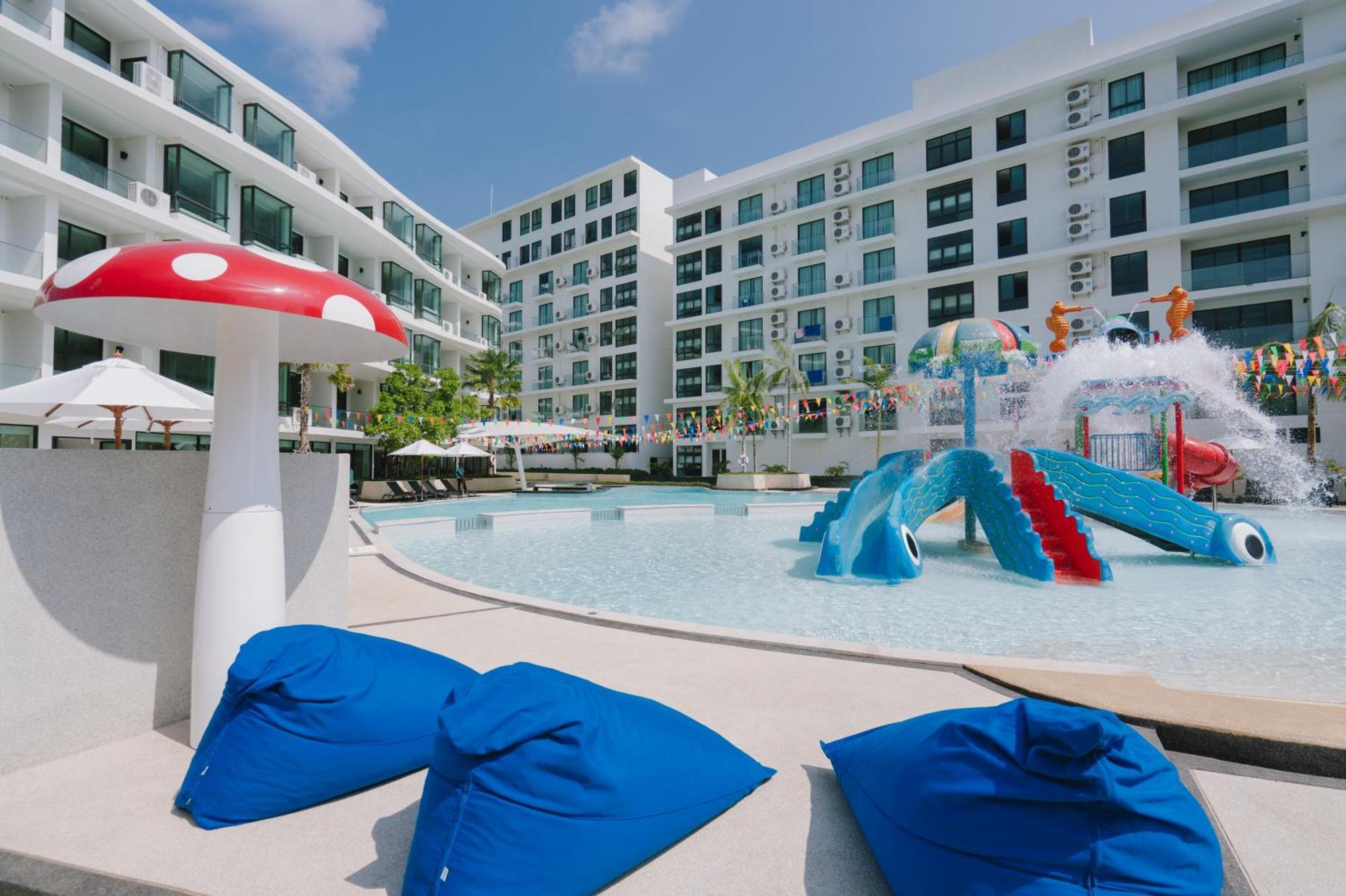 Wyndham La Vita Rawai Phuket Exterior photo